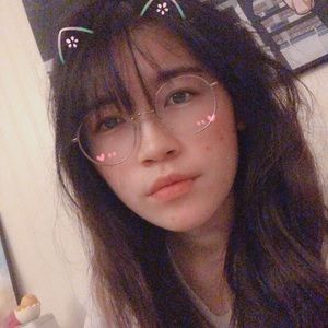 Meet your Posher, Nini